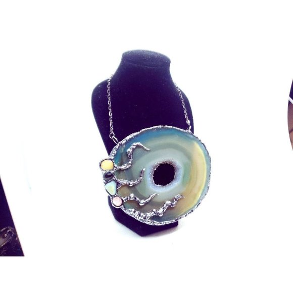 Huge Crystal agate geode Necklace statement piece glam - Picture 2 of 12